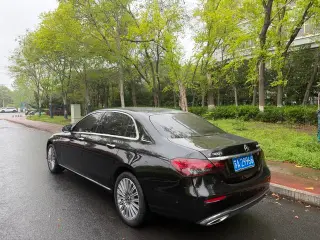 Mercedes-Benz E-Class 2022 Second change E 300 L Fashionable Passenger car interior photo 6 Mercedes-Benz E-Class 2022 Second change E 300 L Fashionable Passenger car interior photo 6