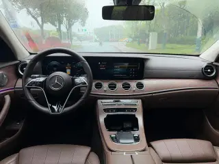 Mercedes-Benz E-Class 2022 Second change E 300 L Fashionable Passenger car interior photo 10 Mercedes-Benz E-Class 2022 Second change E 300 L Fashionable Passenger car interior photo 10