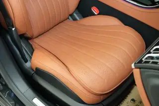 Mercedes-Benz S-Class 2023 S 450 L 4MATIC intérieur photo 11