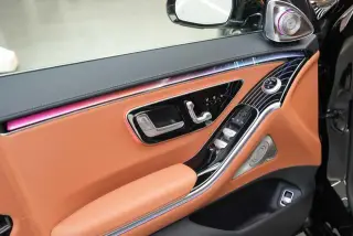 Mercedes-Benz S-Class 2023 S 450 L 4MATIC intérieur photo 15