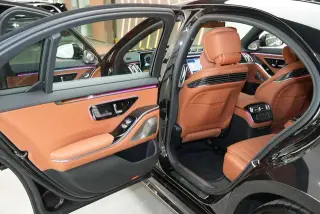 Mercedes-Benz S-Class 2023 S 450 L 4MATIC intérieur photo 17