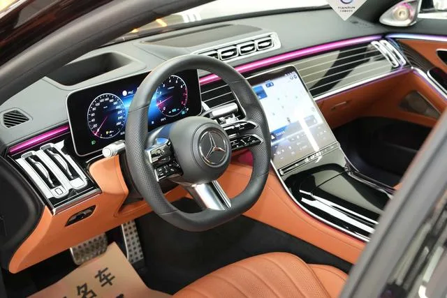 Mercedes-Benz S-Class 2023 S 450 L 4MATIC intérieur photo 18