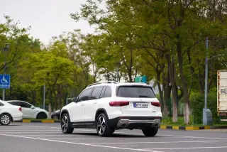 Mercedes-Benz GLB 2022 GLB 200 Fashionable exterior photo 5 Mercedes-Benz GLB 2022 GLB 200 Fashionable exterior photo 5