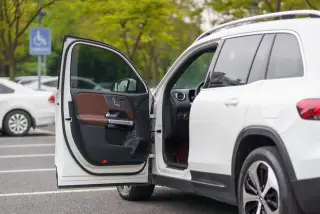 Mercedes-Benz GLB 2022 GLB 200 Fashionable interior photo 7 Mercedes-Benz GLB 2022 GLB 200 Fashionable interior photo 7