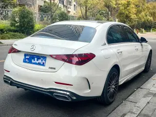 Mercedes-Benz C-Class 2022 Restyling C 260 L Sports version interior photo 12 Mercedes-Benz C-Class 2022 Restyling C 260 L Sports version interior photo 12