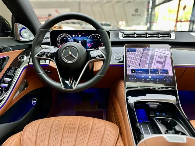 Mercedes-Benz S-Class 2024 Mise à jour S 400 L Type de luxe intérieur photo 7 Mercedes-Benz S-Class 2024 Mise à jour S 400 L Type de luxe intérieur photo 7