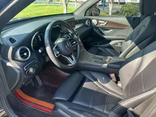 Mercedes-Benz GLC 2021 GLC 260 L 4MATIC Luxury type exterior photo 4 Mercedes-Benz GLC 2021 GLC 260 L 4MATIC Luxury type exterior photo 4