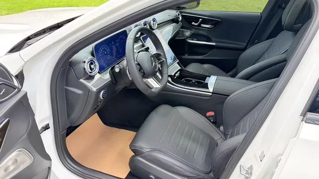 Mercedes-Benz C-Class 2024 Reforma C 260 L Edición deportiva Haoye exterior foto 4