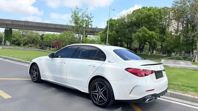Mercedes-Benz C-Class 2024 Reforma C 260 L Edición deportiva Haoye interior foto 9