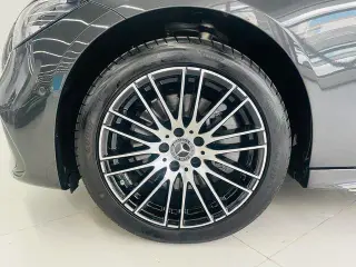 Mercedes-Benz C-Class 2025 C 260 L Sports version exterior photo 3 Mercedes-Benz C-Class 2025 C 260 L Sports version exterior photo 3