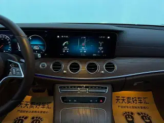 Mercedes-Benz E-Class 2023 Restyling E 300 L Fashionable Passenger car interior photo 12