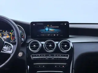 Mercedes-Benz GLC 2022 GLC 260 L 4MATIC Dynamic interior photo 16 Mercedes-Benz GLC 2022 GLC 260 L 4MATIC Dynamic interior photo 16
