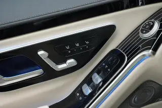 Mercedes-Benz S-Class 2022 S 450 L 4MATIC interior foto 12