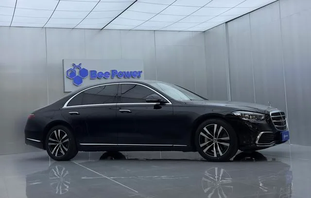 Mercedes-Benz S-Class 2023 S 400 L De lujo exterior foto 4 Mercedes-Benz S-Class 2023 S 400 L De lujo exterior foto 4