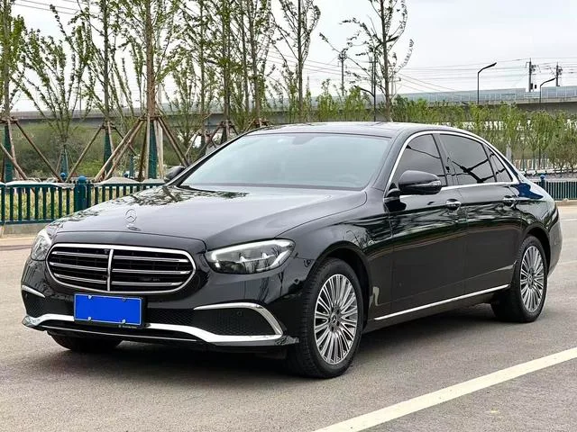 Mercedes-Benz E-Class 2023 E 300 L Fashionable Passenger car exterior photo 1 Mercedes-Benz E-Class 2023 E 300 L Fashionable Passenger car exterior photo 1