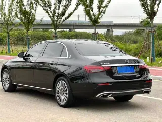 Mercedes-Benz E-Class 2023 E 300 L Fashionable Passenger car exterior photo 6 Mercedes-Benz E-Class 2023 E 300 L Fashionable Passenger car exterior photo 6