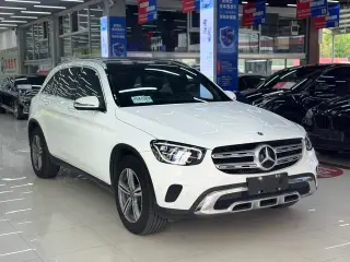 Mercedes-Benz GLC 2022 Restyling GLC 260 L 4MATIC Dynamic exterior photo 2 Mercedes-Benz GLC 2022 Restyling GLC 260 L 4MATIC Dynamic exterior photo 2