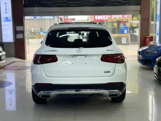 Mercedes-Benz GLC 2022 Restyling GLC 260 L 4MATIC Dynamic interior photo 11 Mercedes-Benz GLC 2022 Restyling GLC 260 L 4MATIC Dynamic interior photo 11