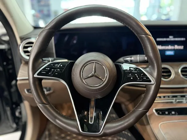 Mercedes-Benz E-Class 2023 Restyling E 300 L Fashionable Passenger car interior photo 9 Mercedes-Benz E-Class 2023 Restyling E 300 L Fashionable Passenger car interior photo 9
