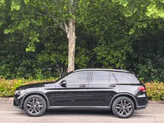 Mercedes-Benz GLC 2022 GLC 260 L 4MATIC De lujo exterior foto 5 Mercedes-Benz GLC 2022 GLC 260 L 4MATIC De lujo exterior foto 5