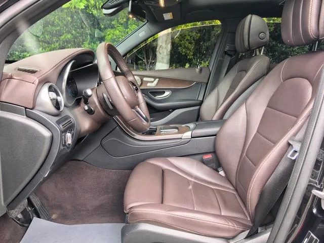 Mercedes-Benz GLC 2022 GLC 260 L 4MATIC De lujo exterior foto 6 Mercedes-Benz GLC 2022 GLC 260 L 4MATIC De lujo exterior foto 6