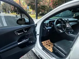 Mercedes-Benz C-Class 2023 C 260 L Sports version interior photo 11 Mercedes-Benz C-Class 2023 C 260 L Sports version interior photo 11