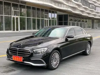 Mercedes-Benz E-Class 2023 Restyling E 300 L Fashionable Passenger car exterior photo 1 Mercedes-Benz E-Class 2023 Restyling E 300 L Fashionable Passenger car exterior photo 1