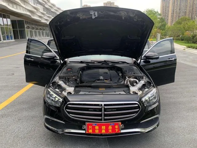 Mercedes-Benz E-Class 2023 Restyling E 300 L Fashionable Passenger car exterior photo 5 Mercedes-Benz E-Class 2023 Restyling E 300 L Fashionable Passenger car exterior photo 5