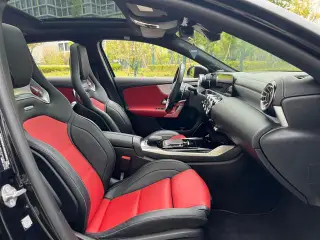 Mercedes-Benz Mercedes-AMG A-Class 2020 AMG A 35 4MATIC interior photo 12 Mercedes-Benz Mercedes-AMG A-Class 2020 AMG A 35 4MATIC interior photo 12