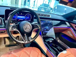 Mercedes-Benz Mercedes-Maybach S-Class 2023 S 480 4MATIC extérieur photo 4 Mercedes-Benz Mercedes-Maybach S-Class 2023 S 480 4MATIC extérieur photo 4