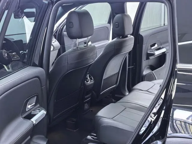 Mercedes-Benz GLB 2021 GLB 200 Type dynamique extérieur photo 9 Mercedes-Benz GLB 2021 GLB 200 Type dynamique extérieur photo 9