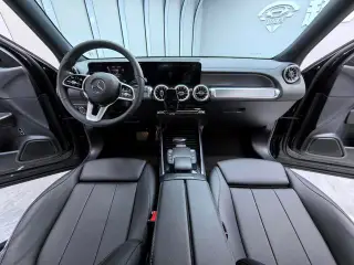 Mercedes-Benz GLB 2021 GLB 200 Type dynamique intérieur photo 10 Mercedes-Benz GLB 2021 GLB 200 Type dynamique intérieur photo 10