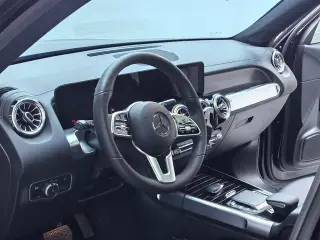 Mercedes-Benz GLB 2021 GLB 200 Type dynamique intérieur photo 15 Mercedes-Benz GLB 2021 GLB 200 Type dynamique intérieur photo 15