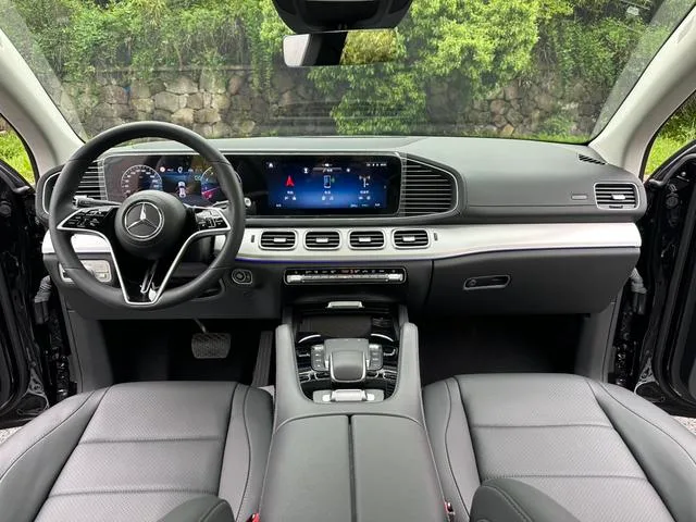 Mercedes-Benz GLE Coupe 2024 GLE 350 4MATIC Coupé SUV De lujo interior foto 11