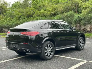 Mercedes-Benz GLE Coupe 2024 GLE 350 4MATIC Coupé SUV De lujo interior foto 16