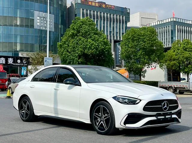 Mercedes-Benz C-Class 2024 C 260 L Edición deportiva Haoye exterior foto 3 Mercedes-Benz C-Class 2024 C 260 L Edición deportiva Haoye exterior foto 3