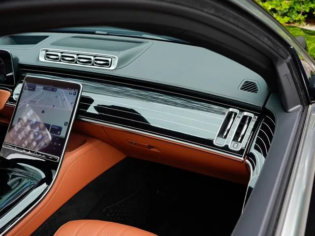 Mercedes-Benz S-Class 2022 Restyling S 450 L 4MATIC interior photo 14 Mercedes-Benz S-Class 2022 Restyling S 450 L 4MATIC interior photo 14