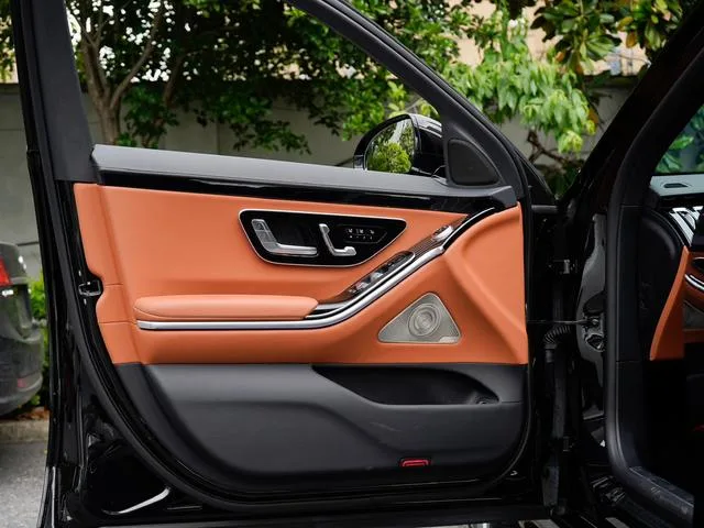 Mercedes-Benz S-Class 2022 Restyling S 450 L 4MATIC interior photo 18 Mercedes-Benz S-Class 2022 Restyling S 450 L 4MATIC interior photo 18
