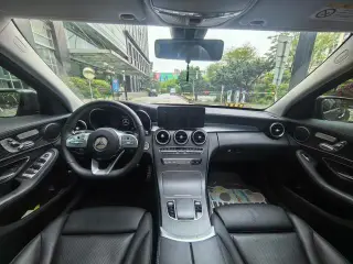 Mercedes-Benz C-Class 2021 C 260 L Sports version interior photo 8 Mercedes-Benz C-Class 2021 C 260 L Sports version interior photo 8