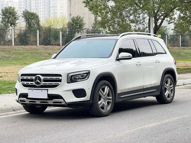 Mercedes-Benz GLB 2022 GLB 200 Type dynamique extérieur photo 2 Mercedes-Benz GLB 2022 GLB 200 Type dynamique extérieur photo 2
