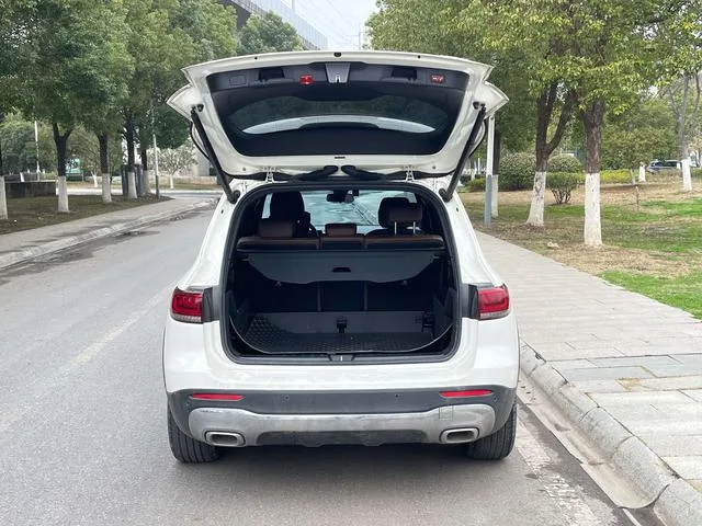 Mercedes-Benz GLB 2022 GLB 200 Type dynamique extérieur photo 8 Mercedes-Benz GLB 2022 GLB 200 Type dynamique extérieur photo 8