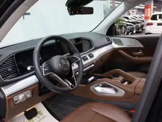 Mercedes-Benz GLS 2025 GLS 450 4MATIC Type dynamique extérieur photo 9