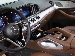 Mercedes-Benz GLS 2025 GLS 450 4MATIC Type dynamique intérieur photo 11