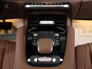 Mercedes-Benz GLS 2025 GLS 450 4MATIC Type dynamique intérieur photo 19
