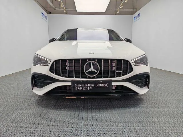 Mercedes-Benz CLA AMG 2024 AMG CLA 35 4MATIC интерьер фото 12