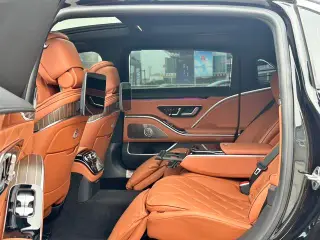Mercedes-Benz Mercedes-Maybach S-Class 2023 S 480 4MATIC interior photo 18 Mercedes-Benz Mercedes-Maybach S-Class 2023 S 480 4MATIC interior photo 18
