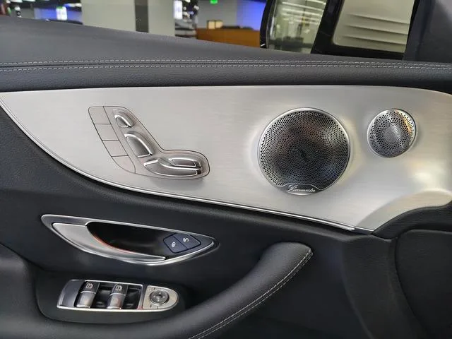 Mercedes-Benz E-Class (Imported) 2020 E 260 Coupe interior photo 8 Mercedes-Benz E-Class (Imported) 2020 E 260 Coupe interior photo 8