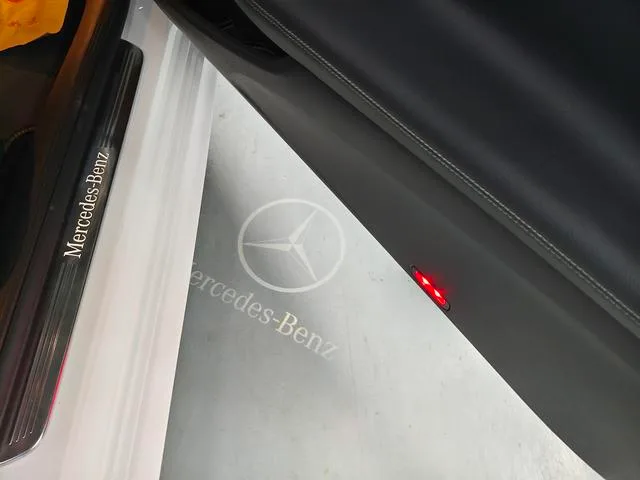 Mercedes-Benz E-Class (Imported) 2020 E 260 Coupe interior photo 11 Mercedes-Benz E-Class (Imported) 2020 E 260 Coupe interior photo 11
