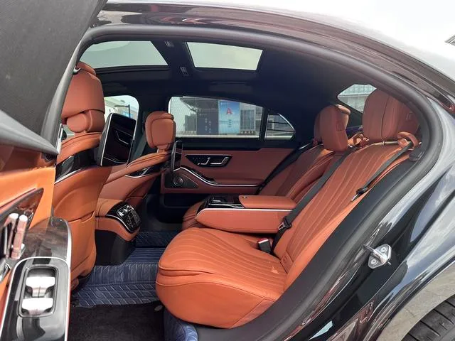 Mercedes-Benz S-Class 2021 S 450 L 4MATIC interior photo 12 Mercedes-Benz S-Class 2021 S 450 L 4MATIC interior photo 12
