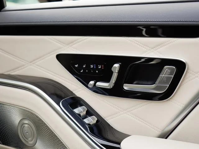 Mercedes-Benz Mercedes-Maybach S-Class 2021 S 480 4MATIC interior photo 16